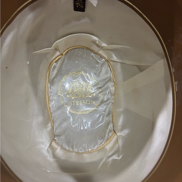 Stetson 8X silverbelly Wide Brim Hat size 7 1/8 (fits more like a 7) small flaws - Picture 7 of 12